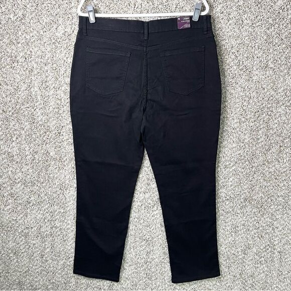 Gloria Vanderbilt Jeans Women’s 16 Short Amanda Slimming Black Tapered Leg NWT - Picture 6 of 11